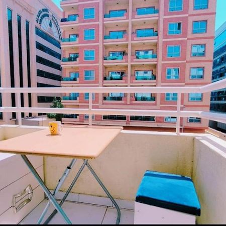 Dxb Hostel Near Adcb Metro Station 두바이 외부 사진